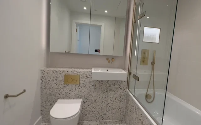 LCH-Grand Central Apartments 2
