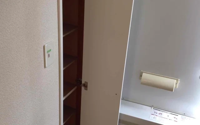 レオパレスメローネⅤ - Hadano student accommodation - 102号房间(带独立厨房)