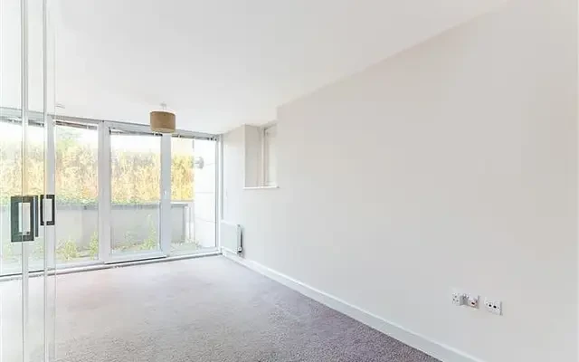 Alaska Apartments, Western Gateway, Royal Docks, London, E16 1BW 3