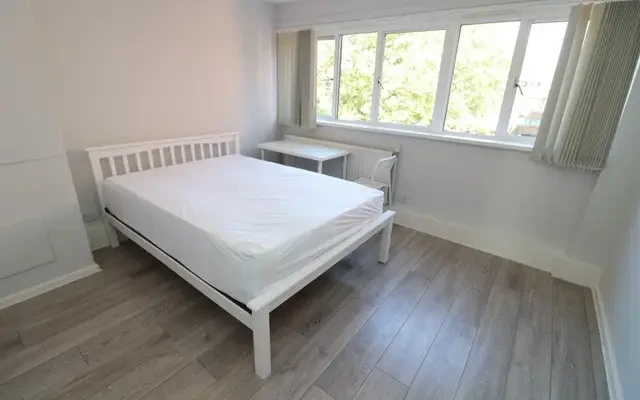 apartment in Ealing 4