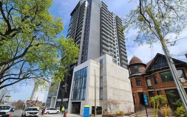 Platinum Condos 2