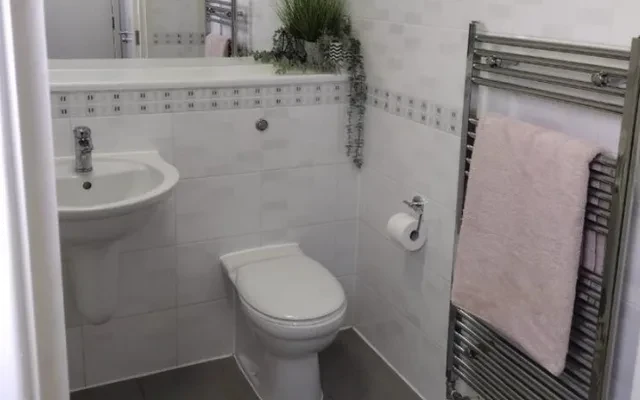 LH-Thomas Frye Court 4