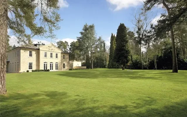 Spring Woods, Virginia Water, Surrey, GU25 4PW 1