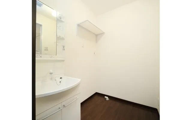 アイフラッツ・コーキ 3