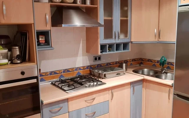 Apartment in Calle Maestro Chapi, Malaga with 2 bedrooms 4