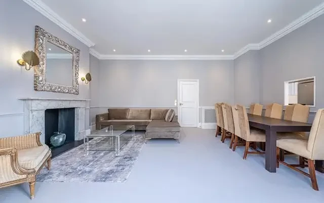 Hyde Park Gate, Kensington, London, SW7 5DH 4