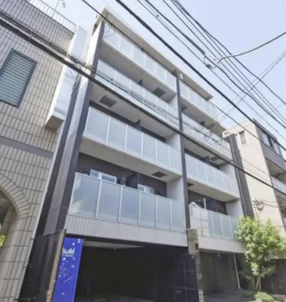 Lucre Nishi-Ikebukuro 301