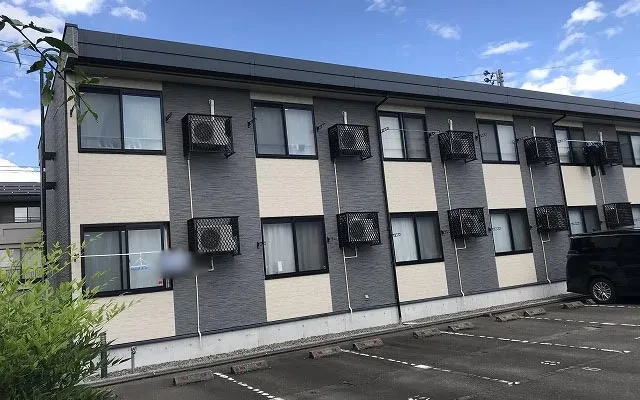 レオパレスハイム越路 0