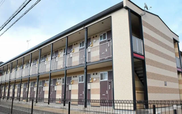 レオパレス鴨川 4