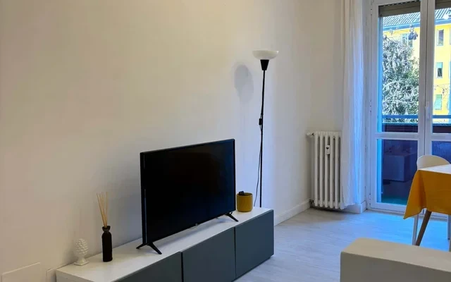 Moderno bilocale in Via Tavazzano, Milano 1