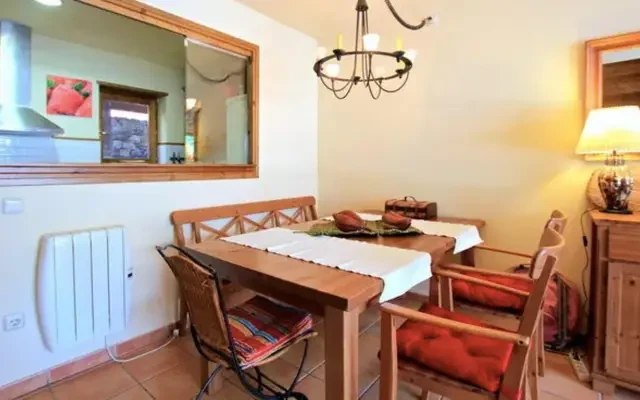 apartment near Camí Ral de Sant Jaume 2
