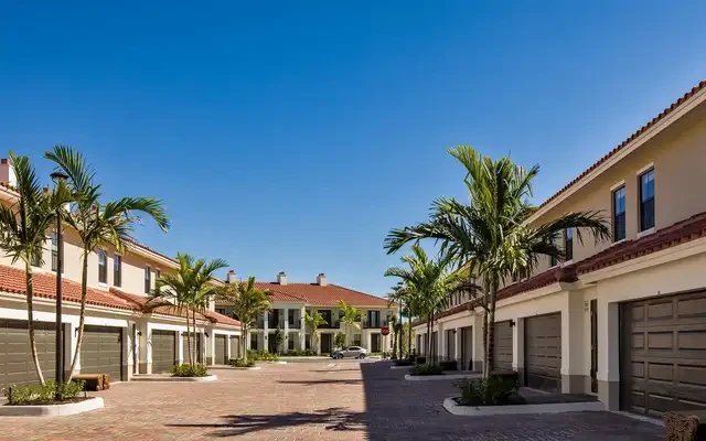 Avalon 850 Boca 1