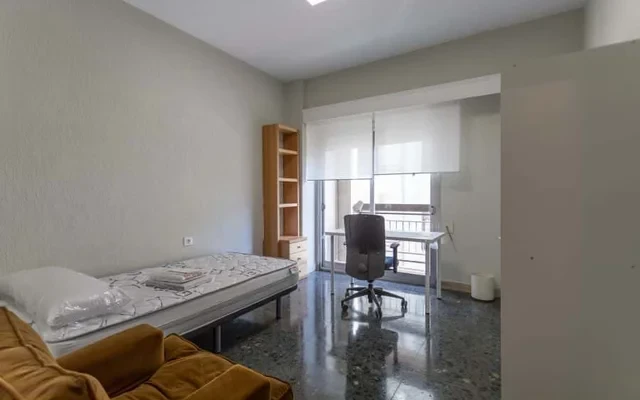 Piso de 6 habitaciones 0