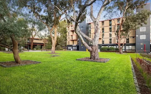 La Trobe University - Menzies College 4