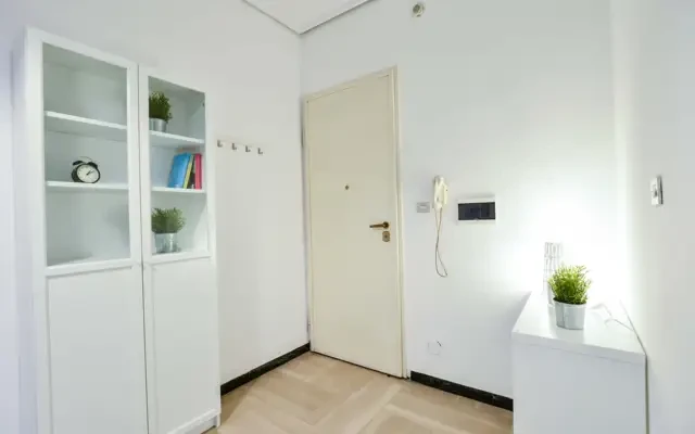 apartment near Via Giacomo Bove 1