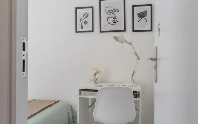 Cozy room in Avenida San Luis 2