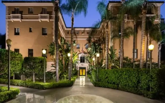 Holly Street Village 2