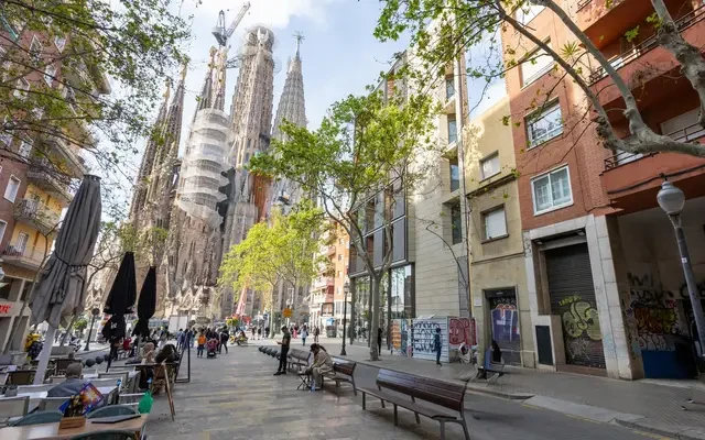 apartment in La Sagrada Família (Eixample) 0