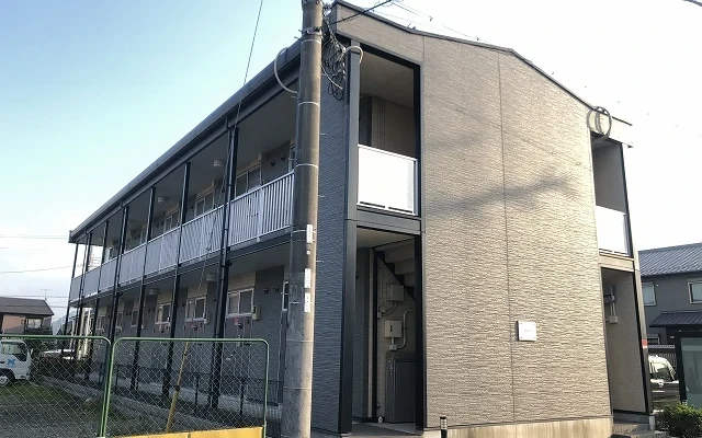 レオパレスセルリアン 3