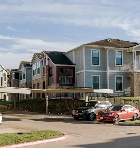 2818 Apartments