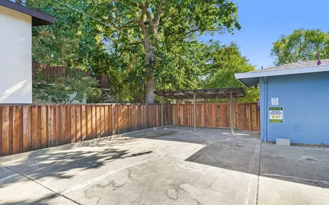 828 D Street 2
