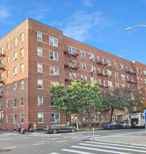 780 Greenwich