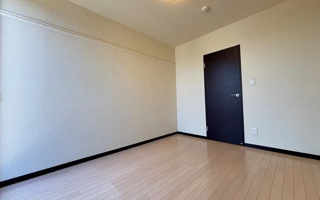 レオネクストルーエン岩畠 - 防府市の学生向け宿泊施設 - 106号房间(带客厅/餐厅/独立厨房)