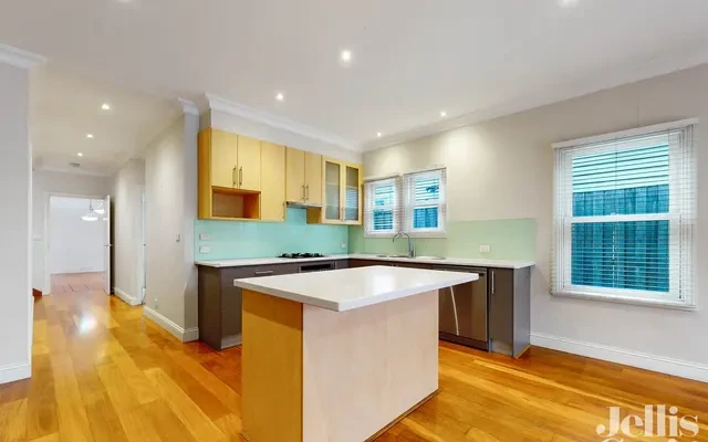 64 Repton Road, Malvern East 1