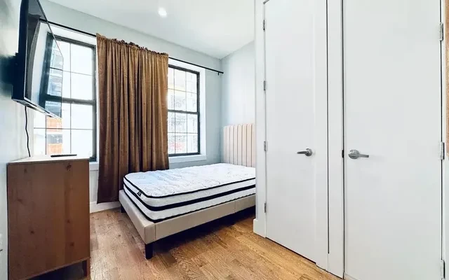 375 Vernon Avenue, Brooklyn 2