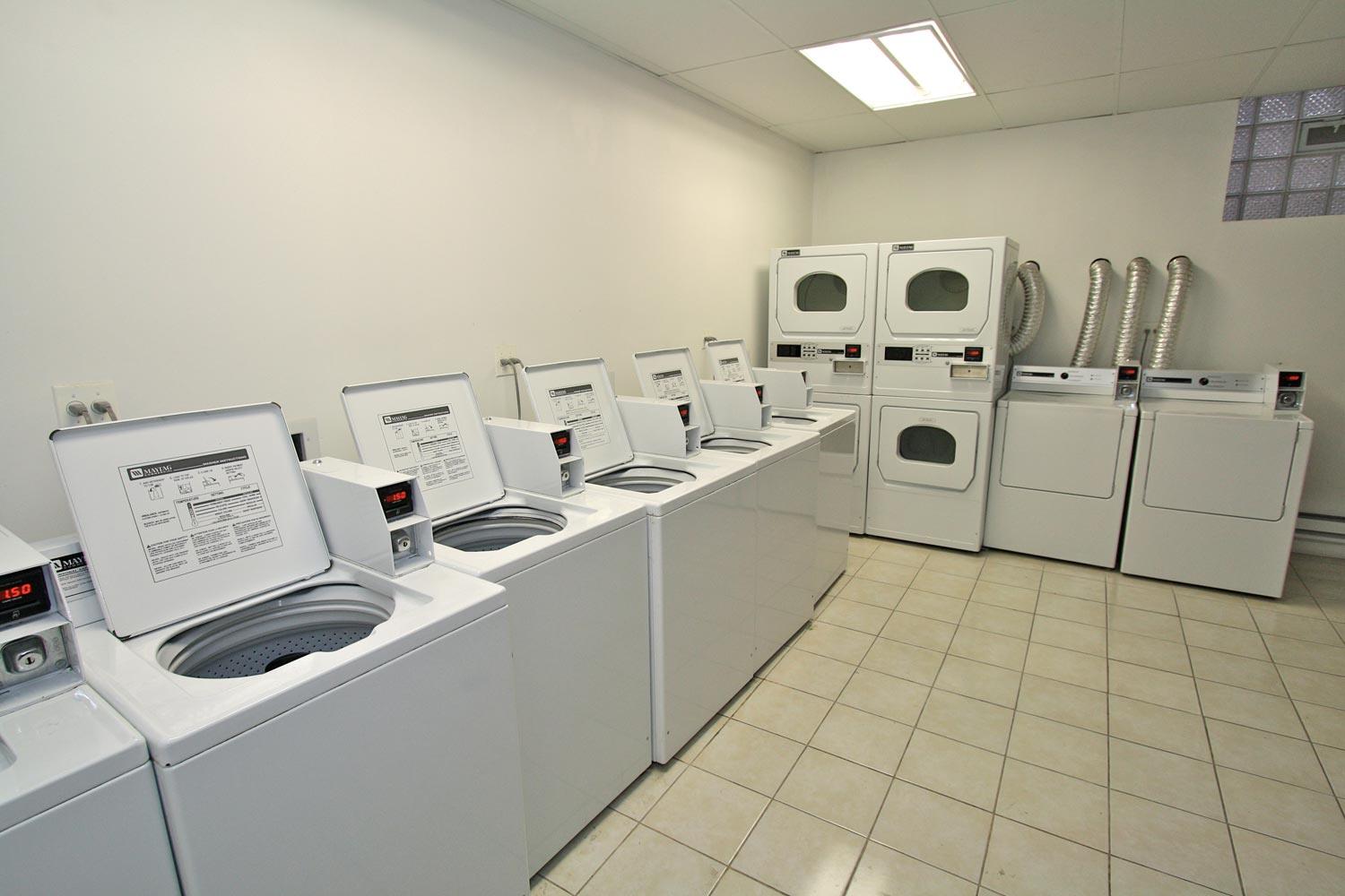 Drexel Grand 3