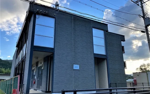 レオパレスアマミヤ 0