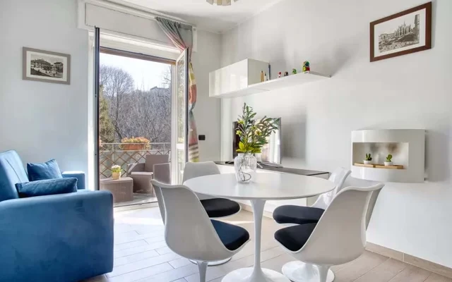 Delightful 1-bed flat w/ balcony 4