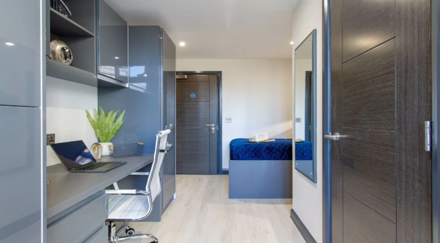 Deluxe balcony Studio