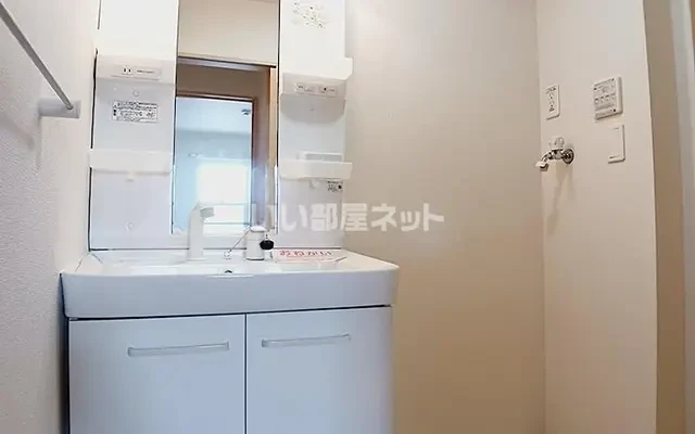 エバー グリーン 203号室 - 富士宮市の学生向け宿泊施設 - 203 - 1LDK