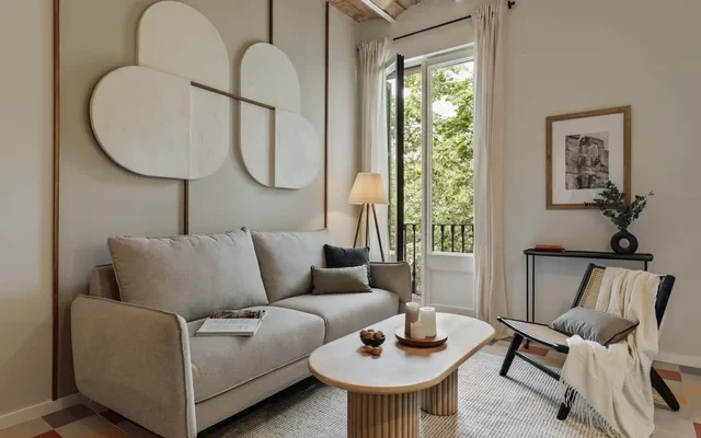 Semuc - 2 bedrooms, office and balcony in Eixample Dreta 1