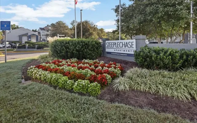 Steeplechase Apartments 0