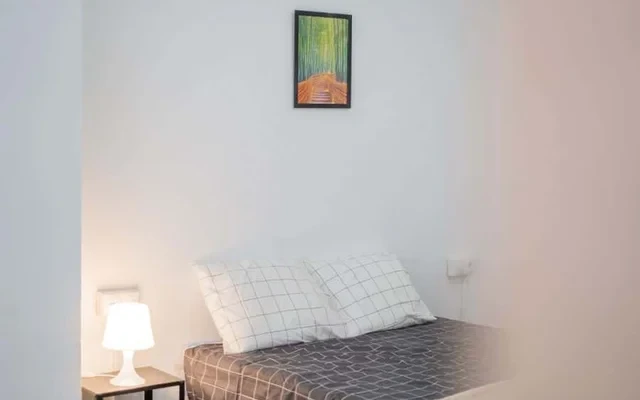 Piso de 5 habitaciones en Ciutat Vella 2