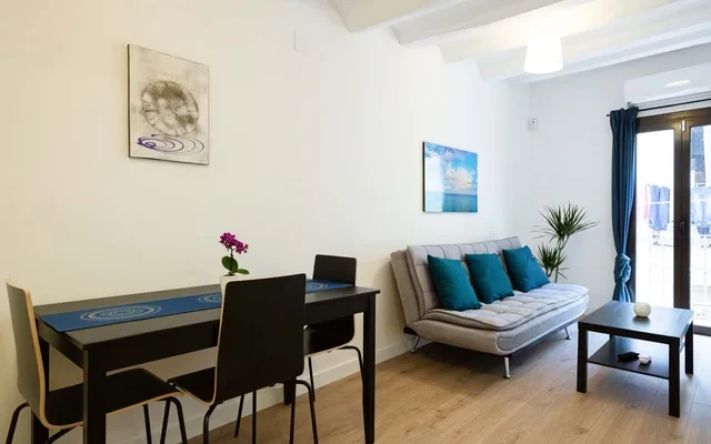 Get comfortable in this inviting 1 bedroom apartment 0