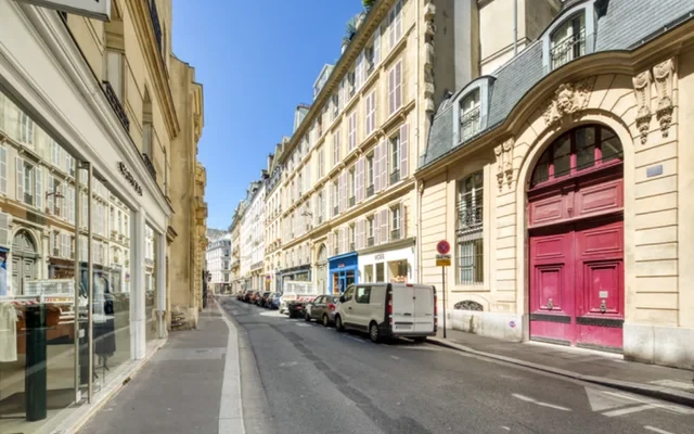 Rue de Grenelle 1