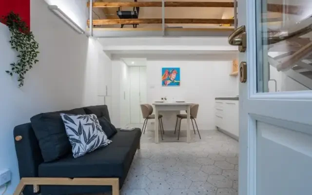 studio near Via Riccardo Sineo 3