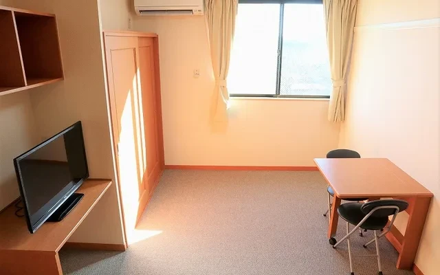 レオパレスPineroadⅠ - chỗ ở sinh viên tại Tỉnh Shizuoka - 203号房间(带独立厨房)