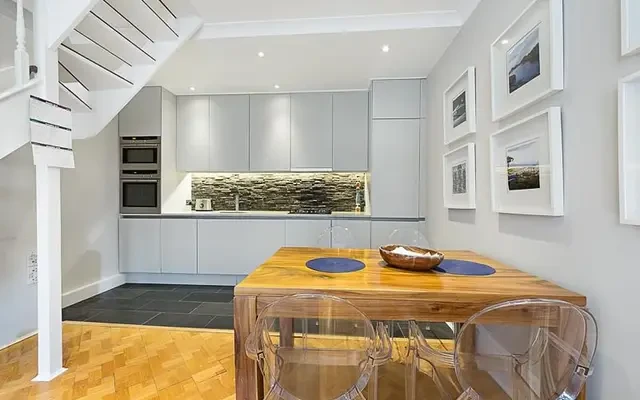 Glendower Mansions, Glendower Place, South Kensington, London, SW7 3DS 2