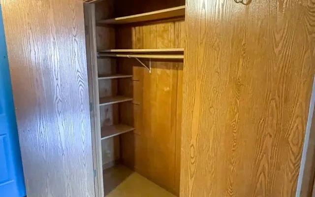Crestview Apartments 4