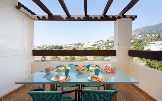 Arenal Golf Summer Vibes by Alfresco Stays 1