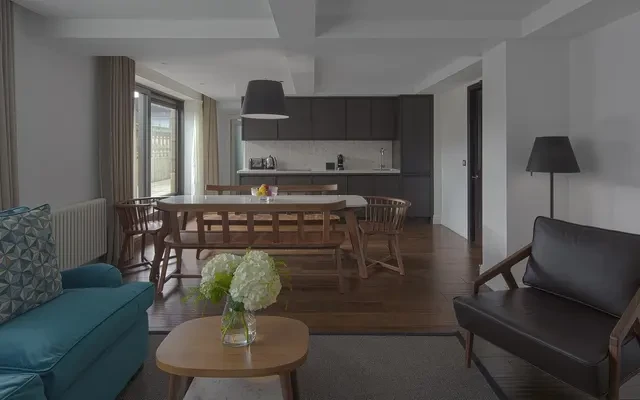 SL-St Andrew Square Apartments 4