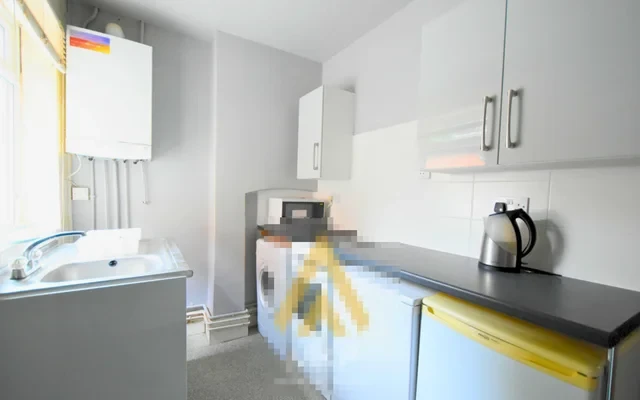 Entire Place·3B1B···96 Hubert Road, Selly Oak 4