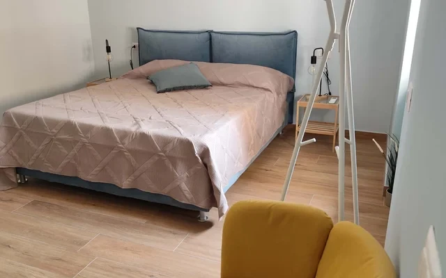 Apartment in Via Mezzocannone, Napoli for 35 m² with 1 bedrooms 0