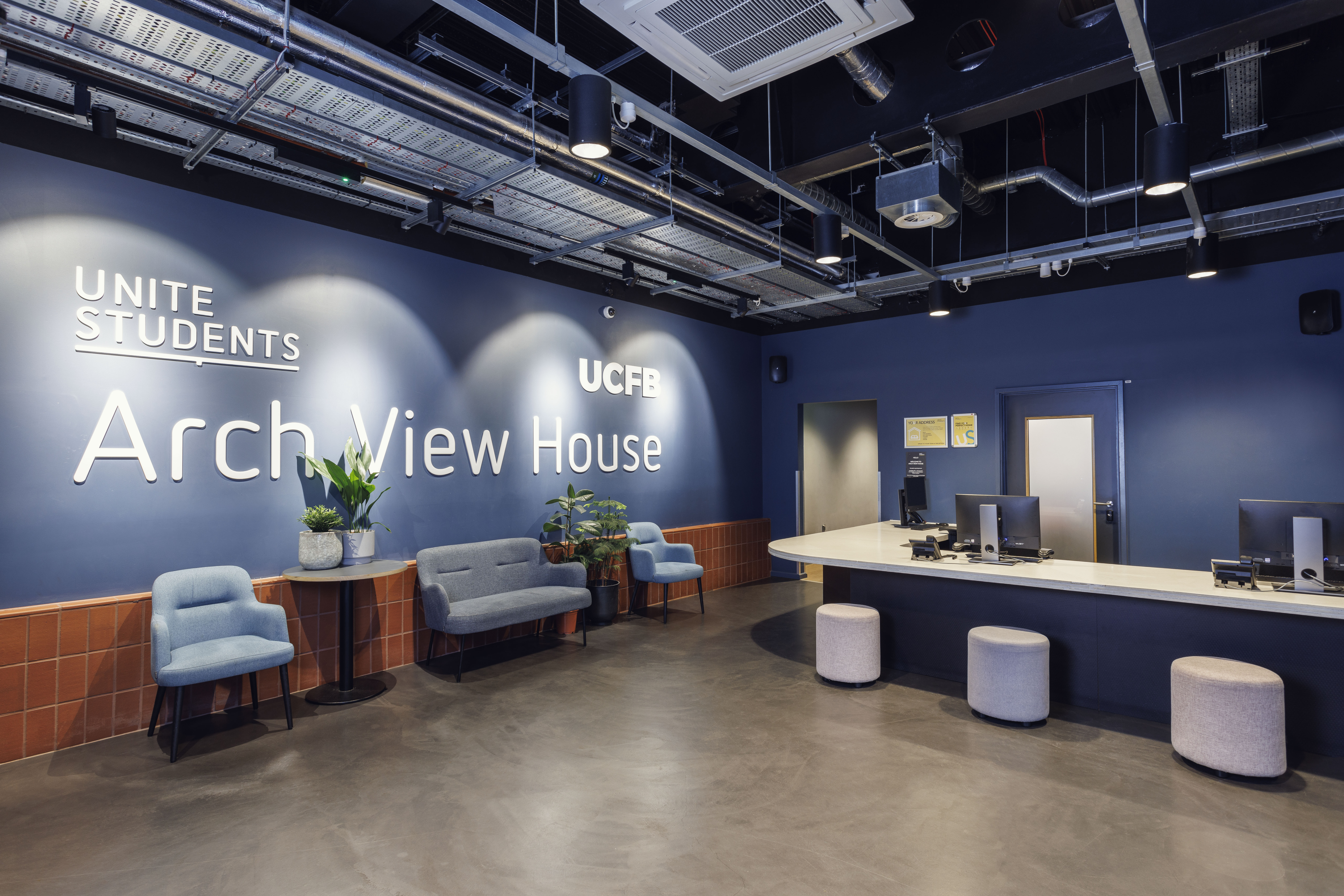 Arch View House 3