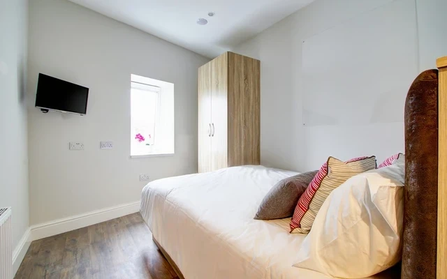 Flat S, Park View 1