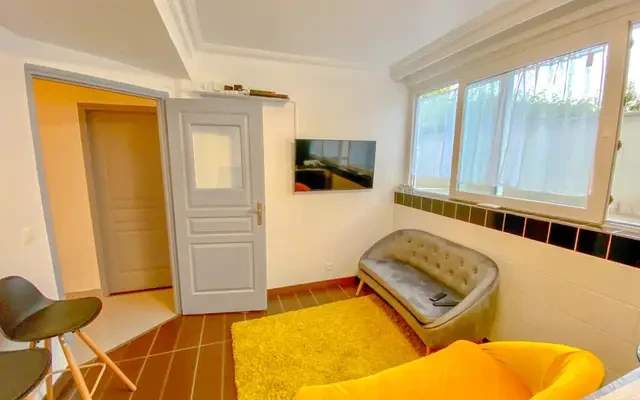Spacious double bedroom in Rosny-sous-Bois 2